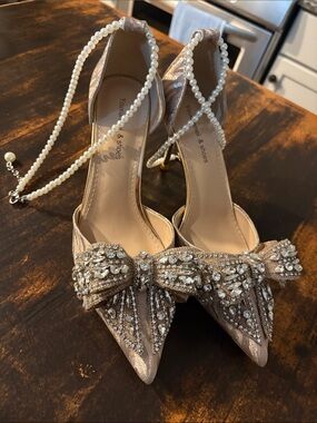 Gorgeous Champagne Glitter Crystal Bow Pointed-Toe Ankle-Strap Heels